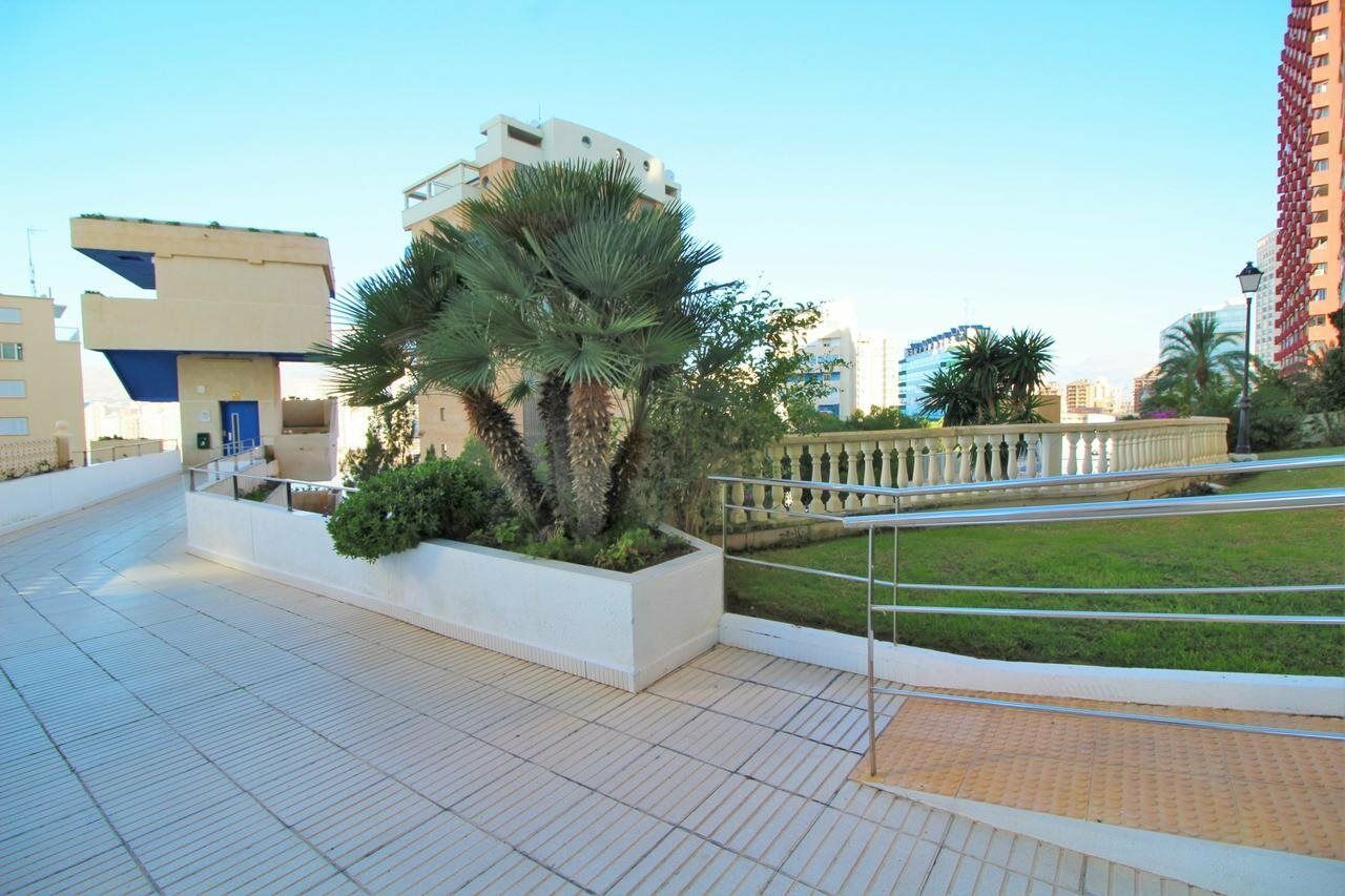 Hotel Trinisol II Benidorm Zewnętrze zdjęcie